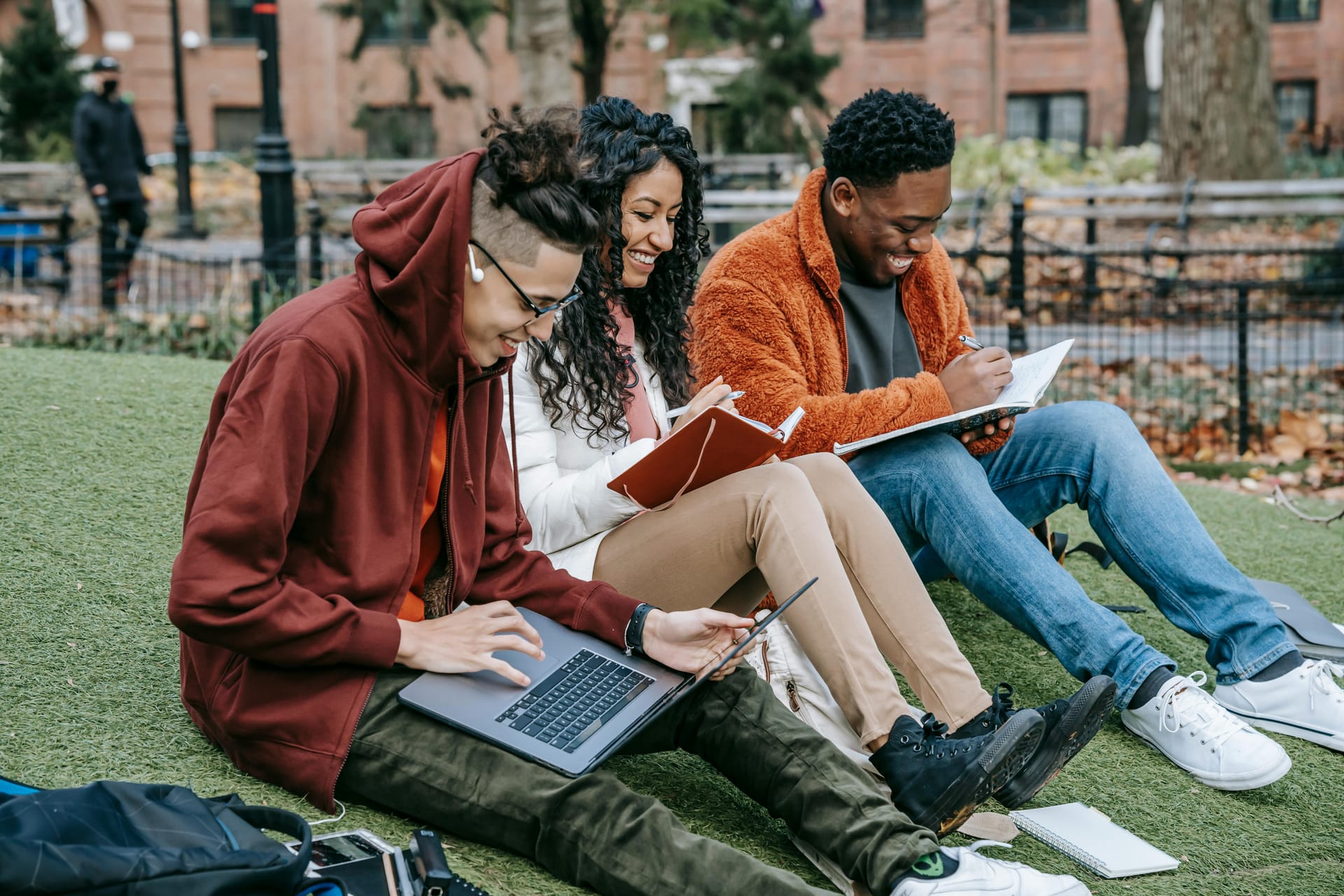The Ultimate College Life Guide for Freshmen